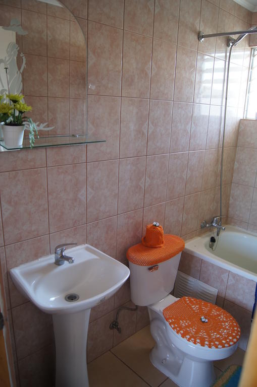 Tierra Noble Tu Mejor Opcion En Ahorro, B, Privado, A,Acondicionado, Central Santa Cruz Εξωτερικό φωτογραφία